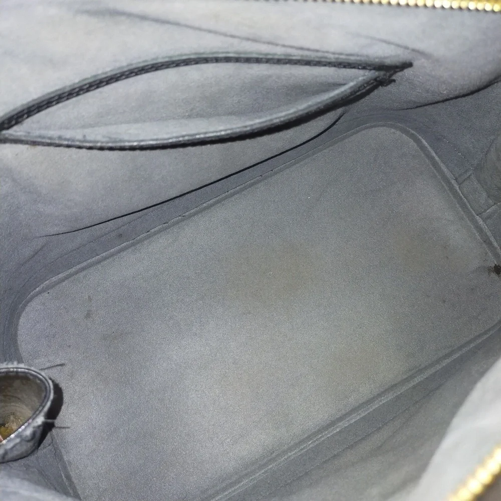 Louis Vuitton Alma Black Epi Leather